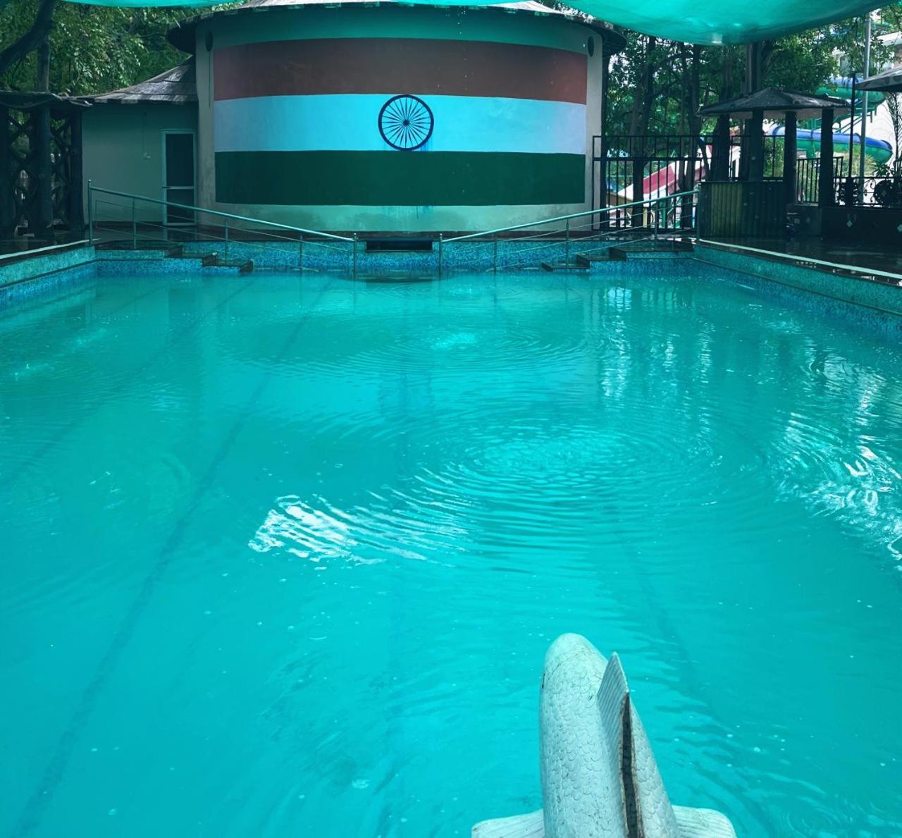 Kangs Nirvana Resorts And Spa Mahalpur エクステリア 写真