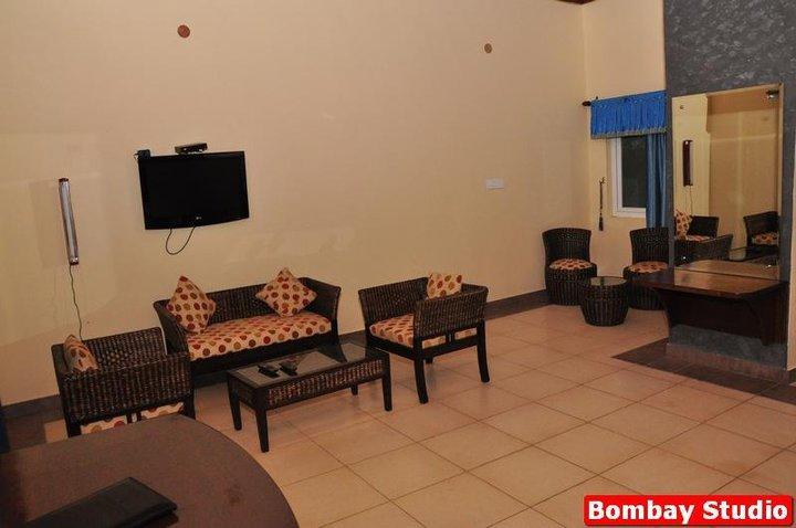 Kangs Nirvana Resorts And Spa Mahalpur エクステリア 写真