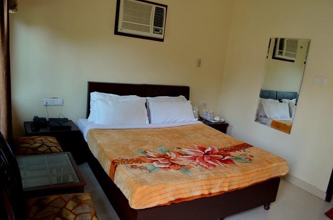 Kangs Nirvana Resorts And Spa Mahalpur エクステリア 写真