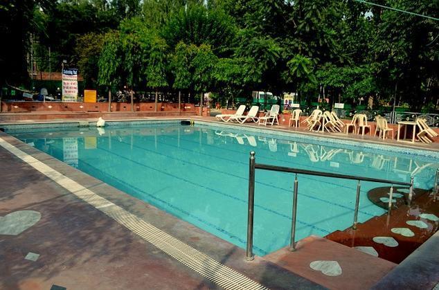 Kangs Nirvana Resorts And Spa Mahalpur エクステリア 写真
